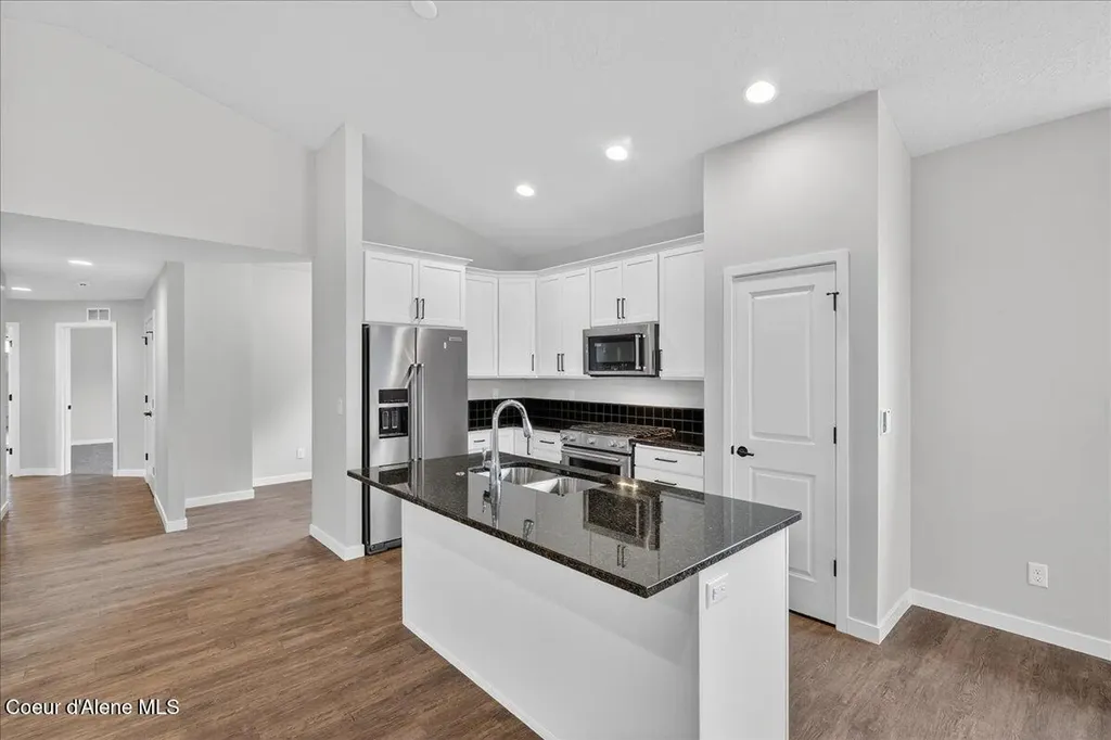1039 E Blair Avenue Post Falls ID 83854