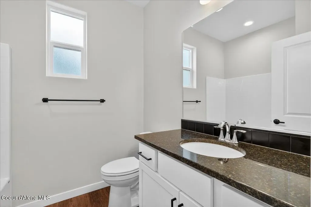 1039 E Blair Avenue Post Falls ID 83854