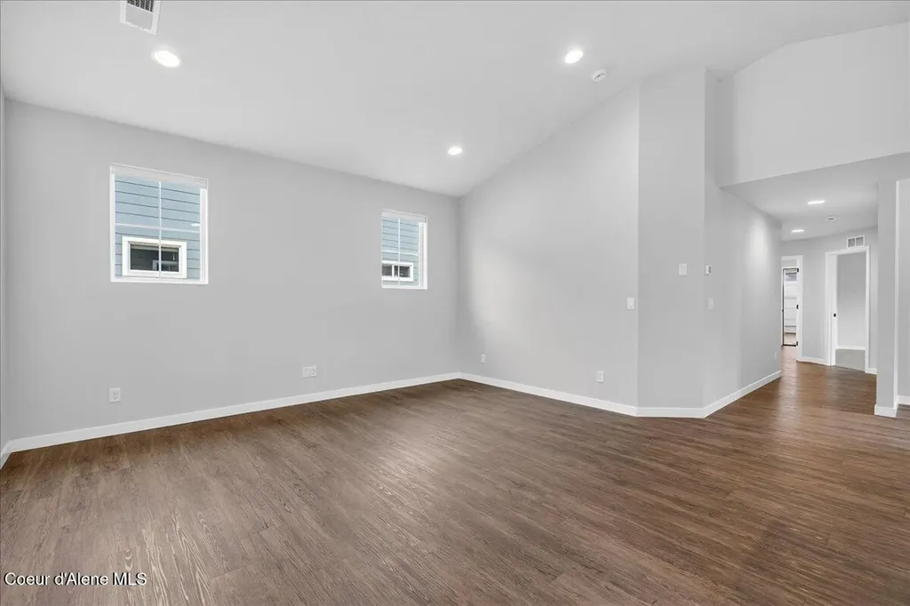 1039 E Blair Avenue Post Falls ID 83854