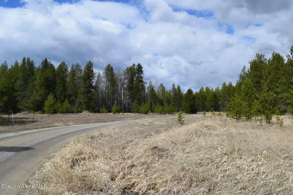 Nna Ponderesa Ranch Road Sagle ID 83860
