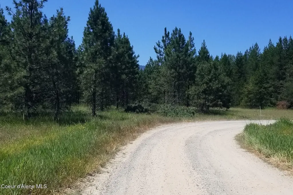 Nna Ponderesa Ranch Road Sagle ID 83860