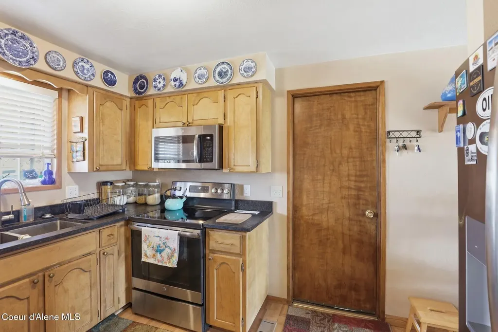 1490 N Glasgow Drive Post Falls ID 83854