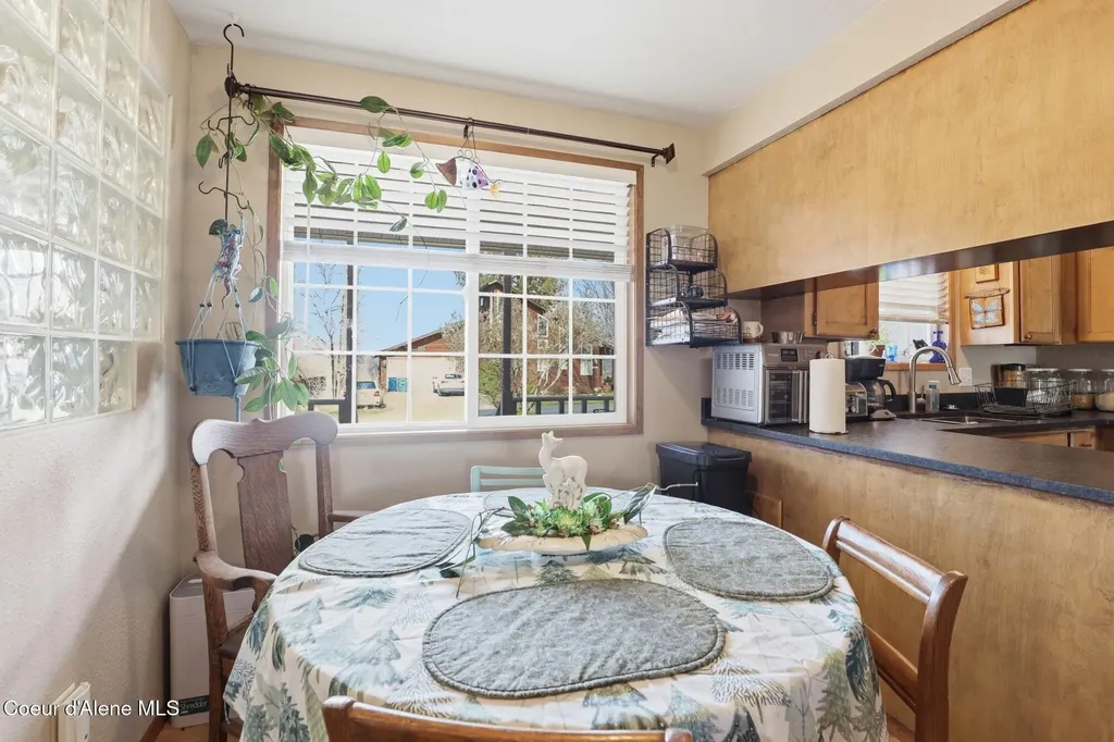 1490 N Glasgow Drive Post Falls ID 83854