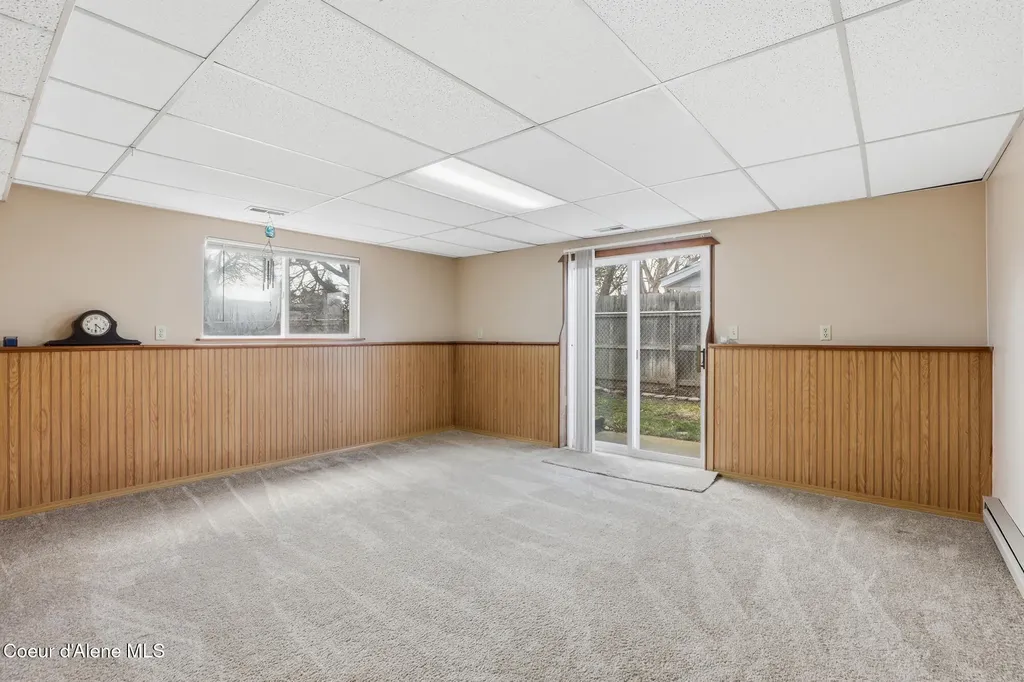 1490 N Glasgow Drive Post Falls ID 83854