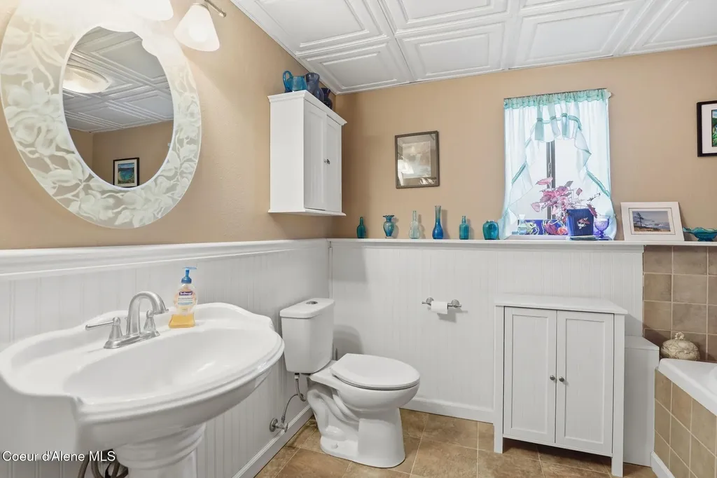 1490 N Glasgow Drive Post Falls ID 83854