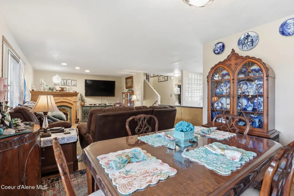 1490 N Glasgow Drive Post Falls ID 83854