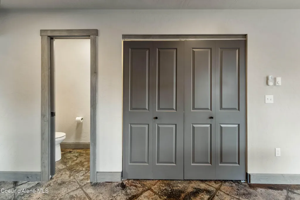 1107 Spruce Street Sandpoint ID 83864