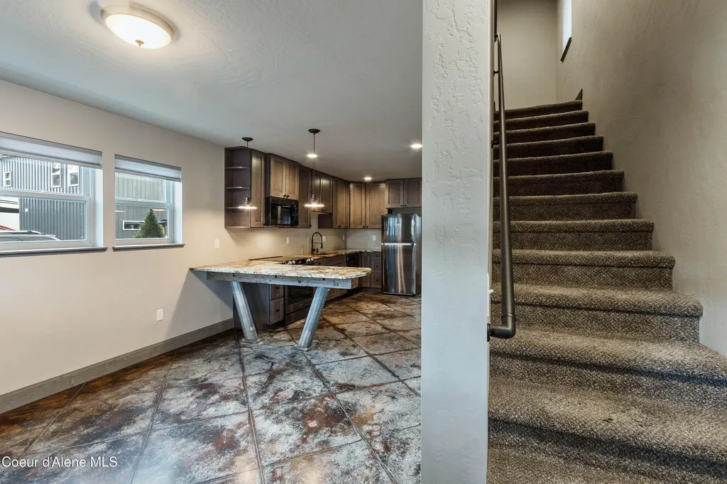 1107 Spruce Street Sandpoint ID 83864