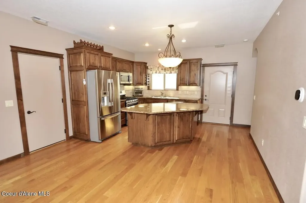 1315 E Mordyl Loop Post Falls ID 83854