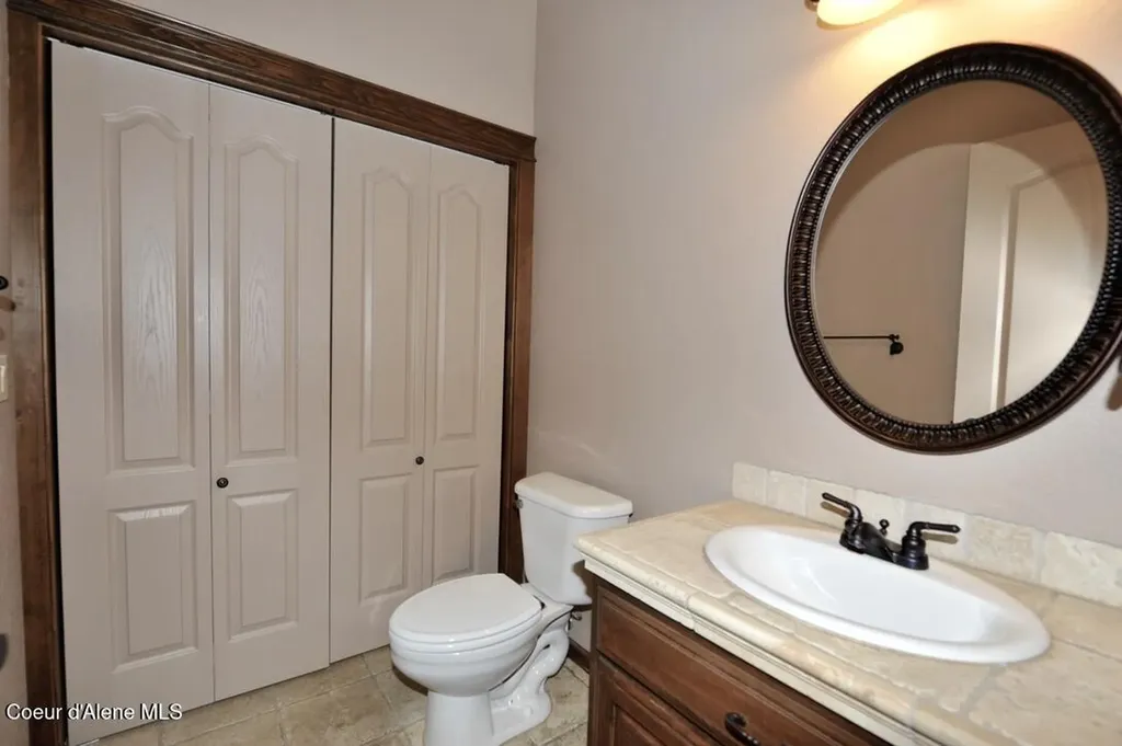 1315 E Mordyl Loop Post Falls ID 83854