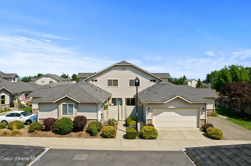 1315 E Mordyl Loop Post Falls ID 83854