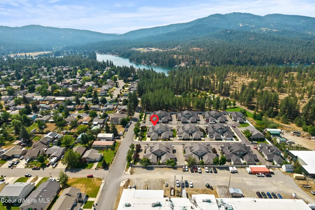 1315 E Mordyl Loop Post Falls ID 83854
