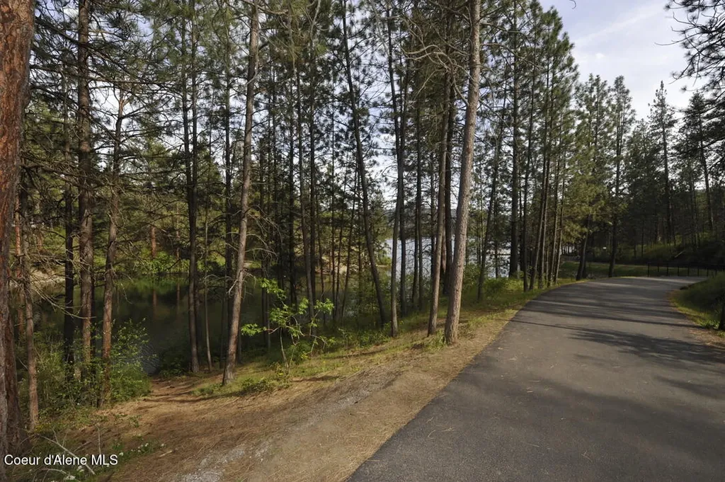 1315 E Mordyl Loop Post Falls ID 83854