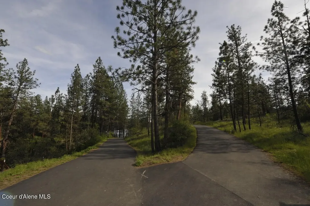 1315 E Mordyl Loop Post Falls ID 83854