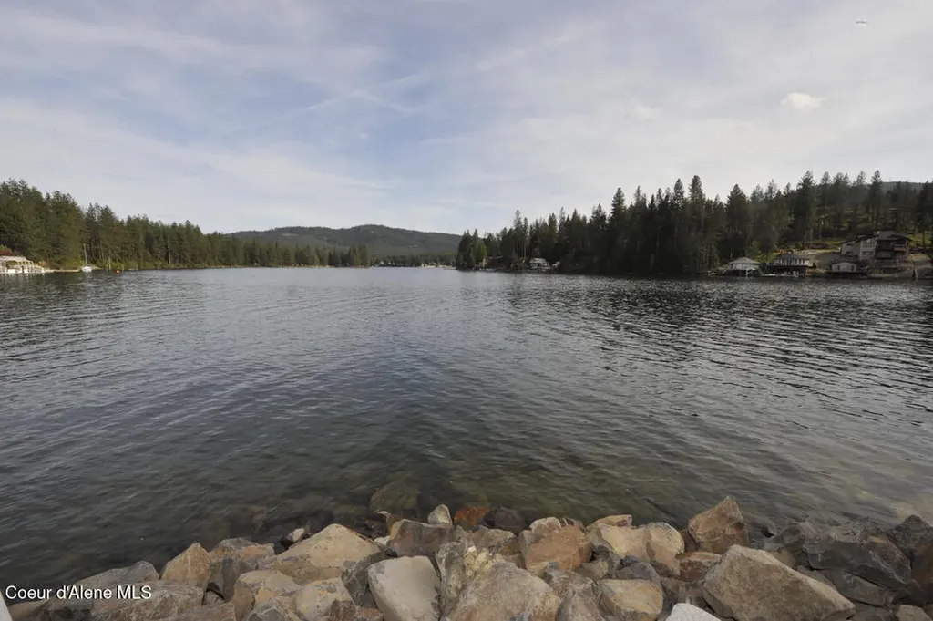 1315 E Mordyl Loop Post Falls ID 83854
