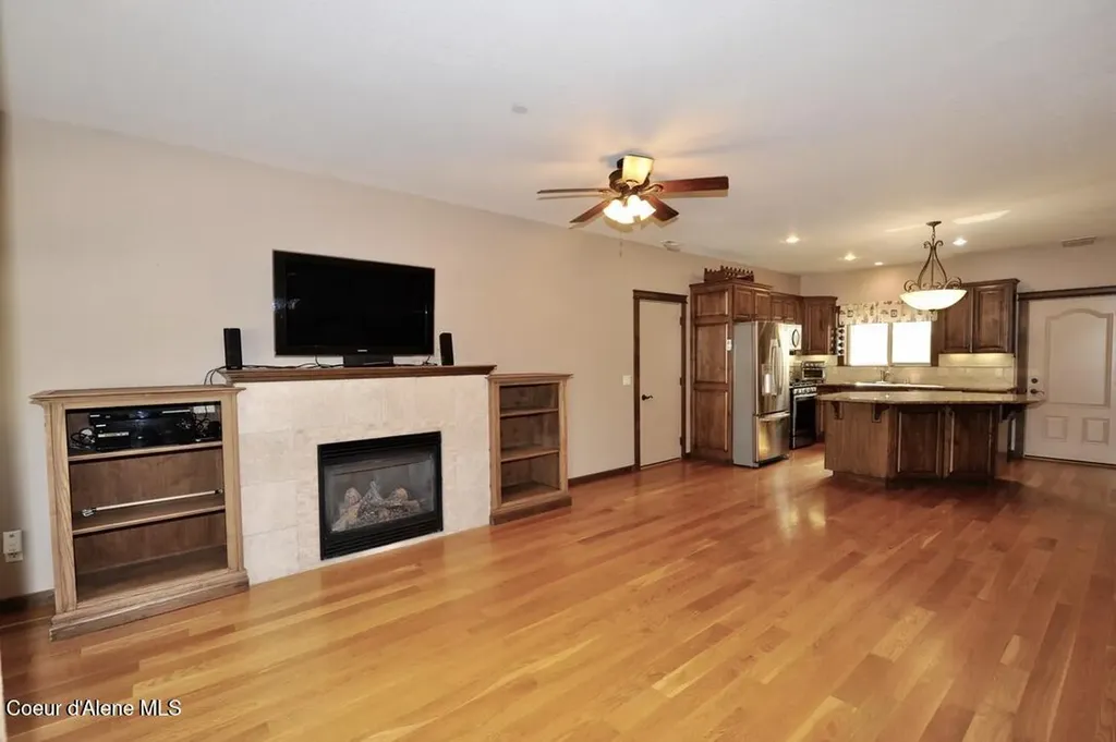 1315 E Mordyl Loop Post Falls ID 83854
