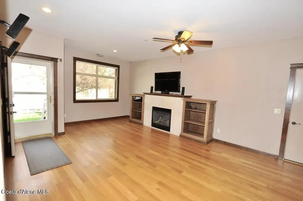 1315 E Mordyl Loop Post Falls ID 83854