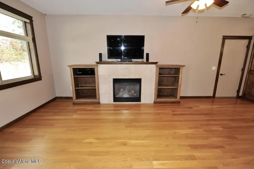 1315 E Mordyl Loop Post Falls ID 83854