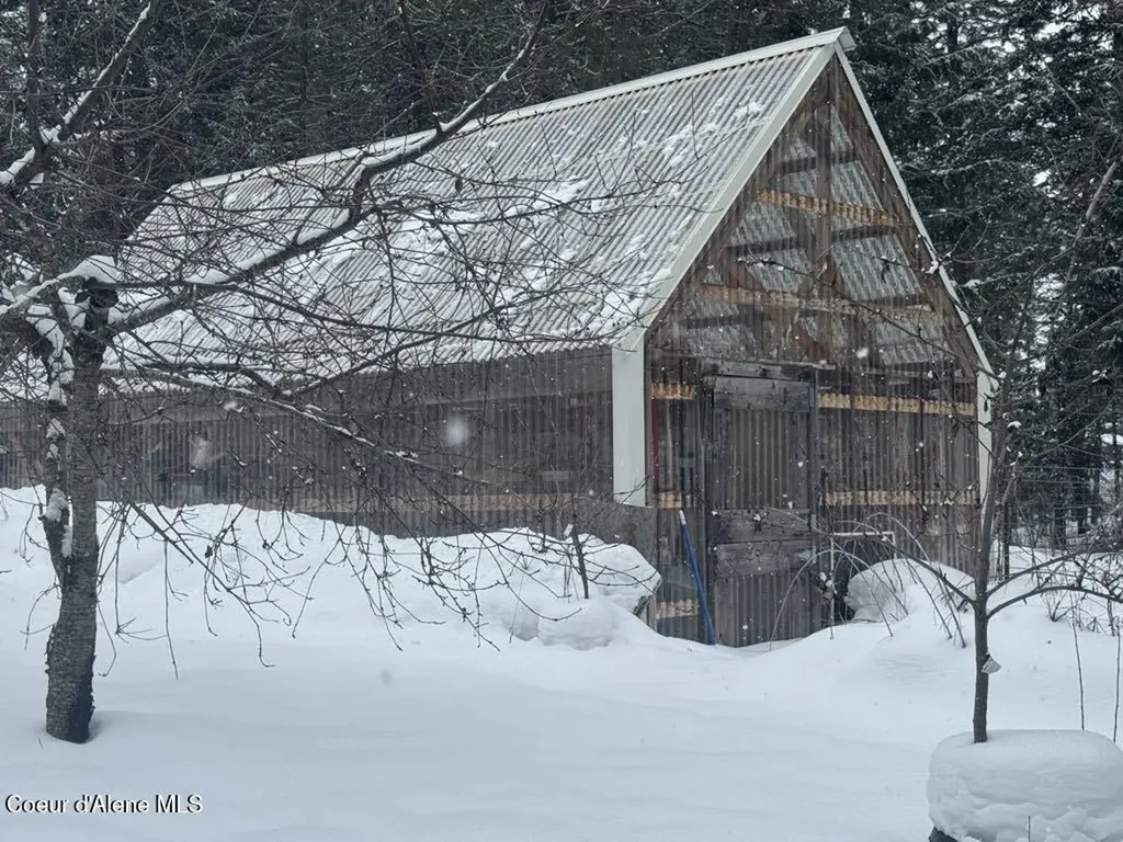 27330 N Timber Ridge Road Rathdrum ID 83858