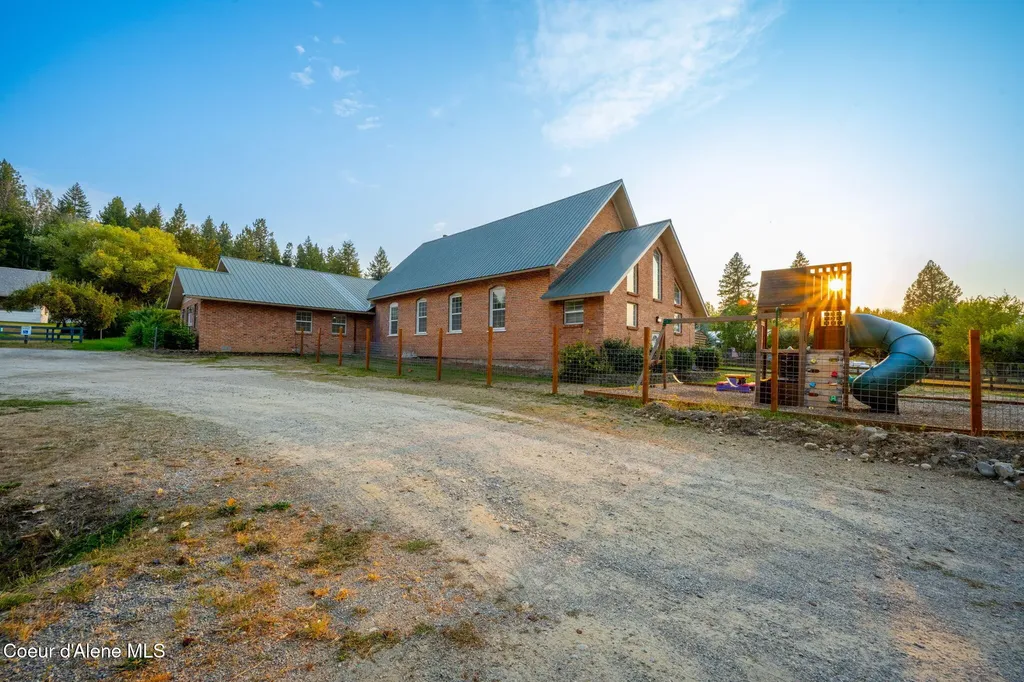 1024 Sagle Road Sagle ID 83860