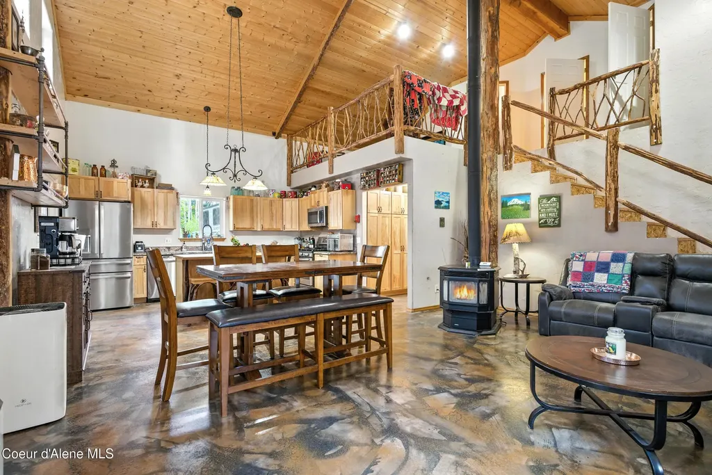 528 Trapper Creek Road Sandpoint ID 83864