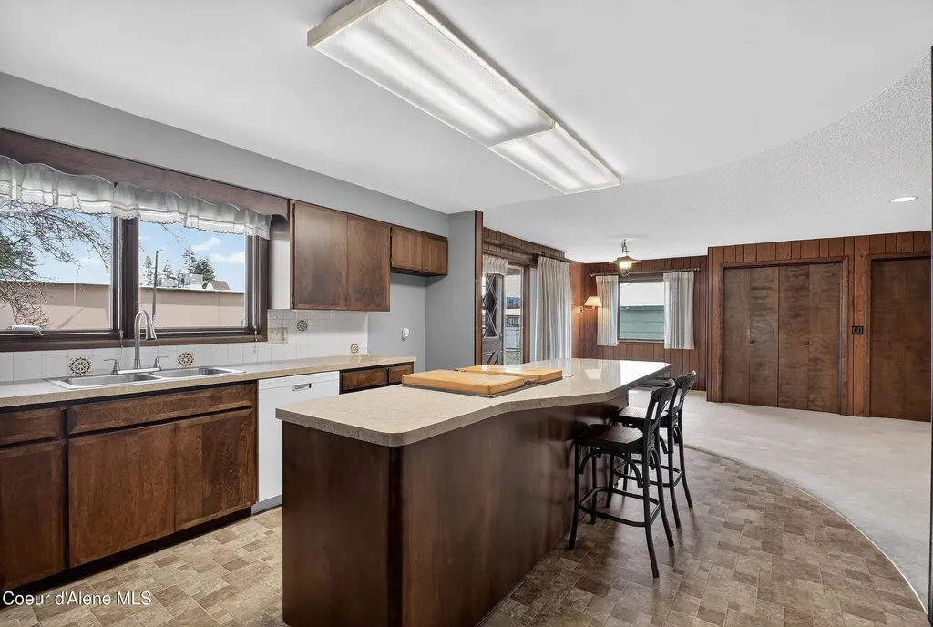 212 E Mullan Avenue Post Falls ID 83854