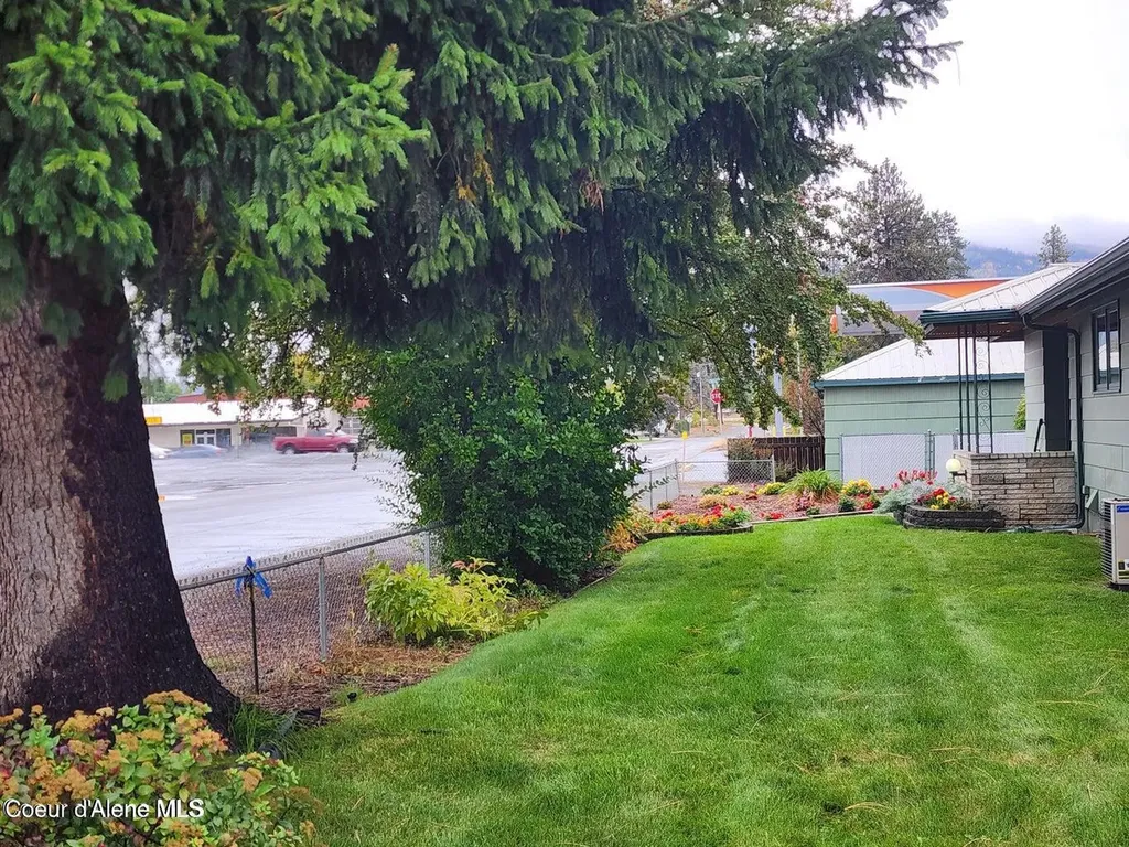 212 E Mullan Avenue Post Falls ID 83854