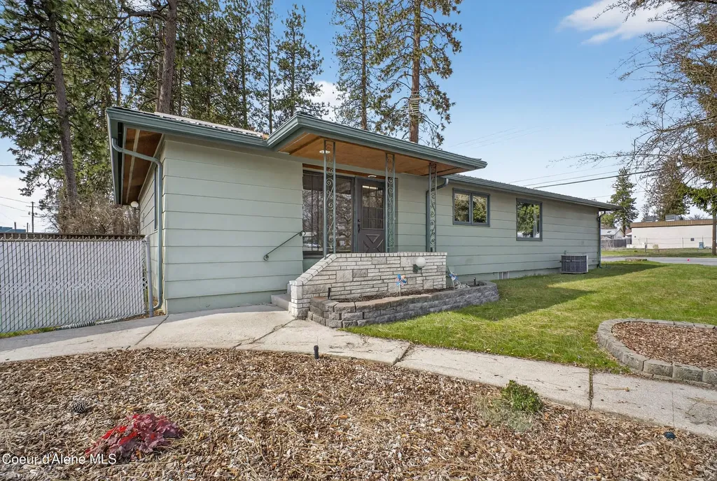 212 E Mullan Avenue Post Falls ID 83854