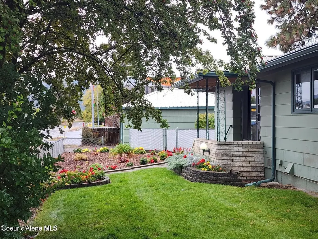 212 E Mullan Avenue Post Falls ID 83854