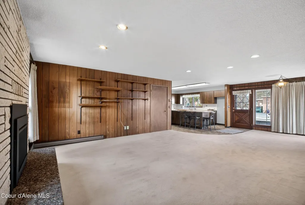 212 E Mullan Avenue Post Falls ID 83854