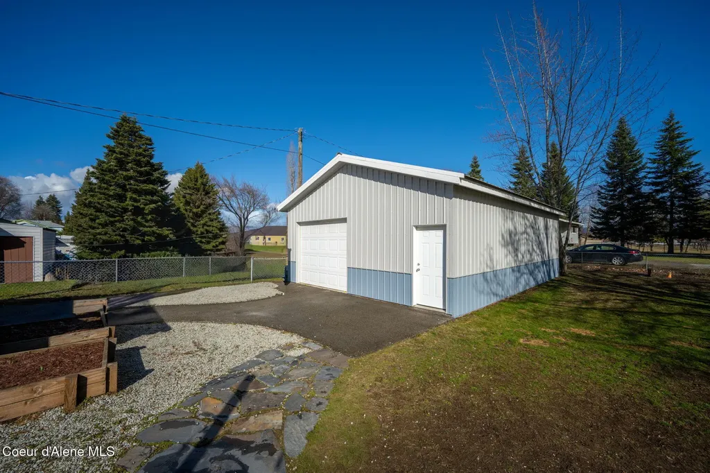 10220 N Reed Road Hayden ID 83835