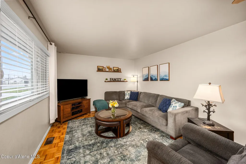 10220 N Reed Road Hayden ID 83835