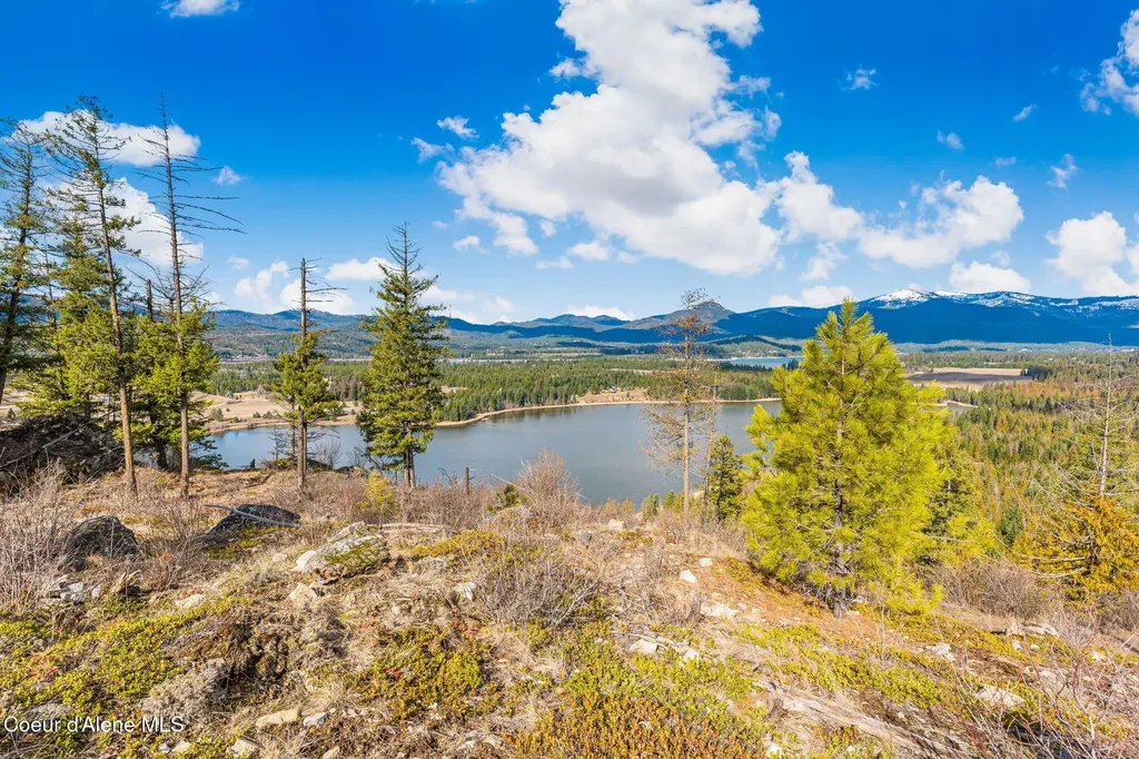 Nna Luna Ridge Drive Sagle ID 83860