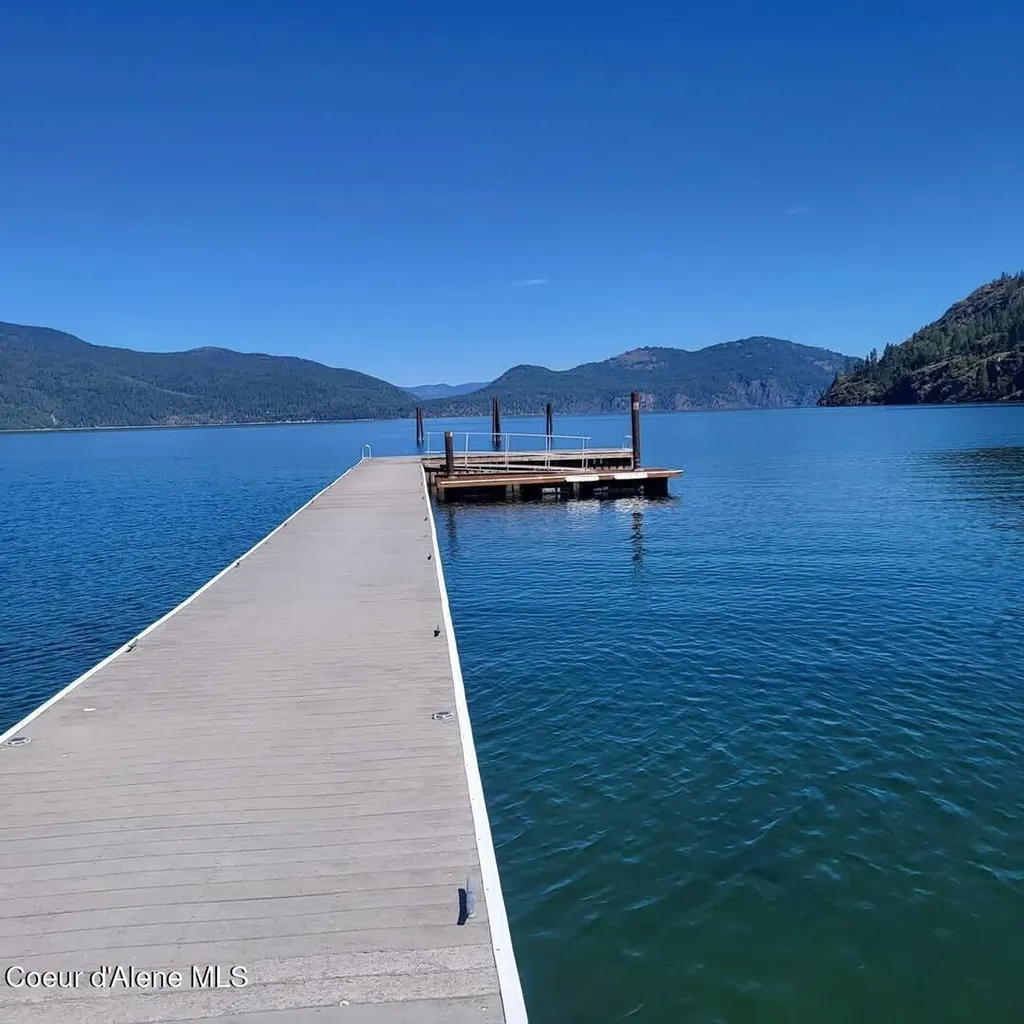 145 Cedar Drive Bayview ID 83803