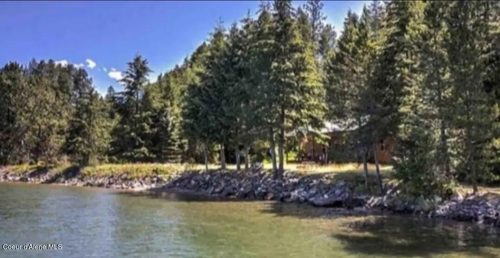145 Cedar Drive Bayview ID 83803
