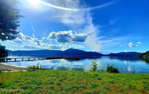 145 Cedar Drive Bayview ID 83803