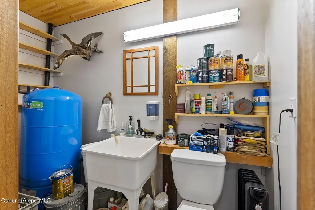 335 Tamarack Lane Sagle ID 83860