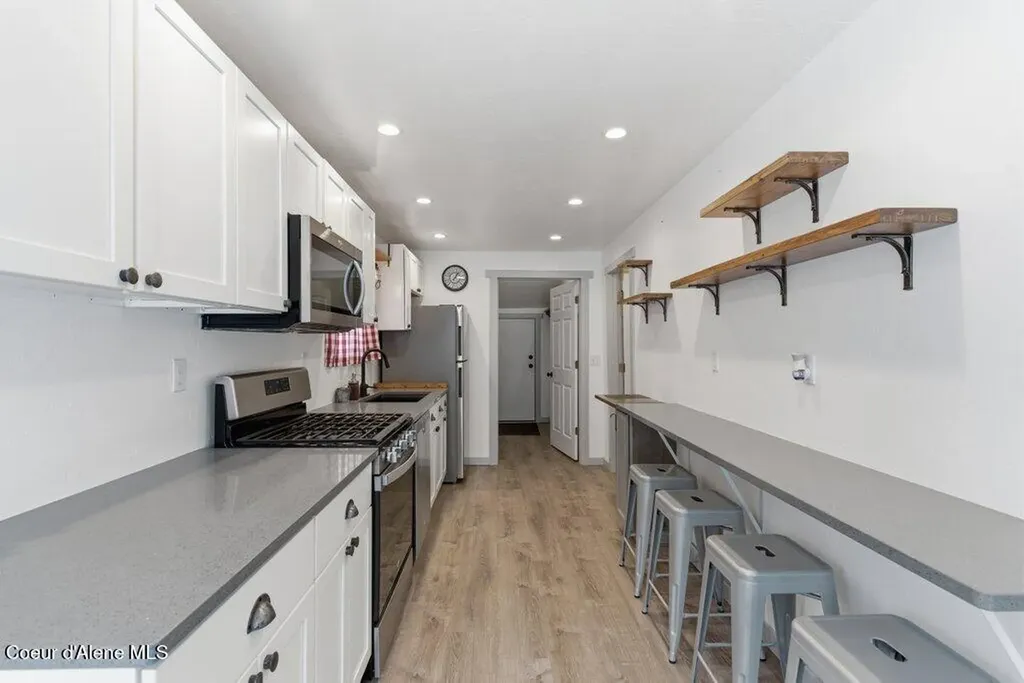 713 Earle Street Mullan ID 83846
