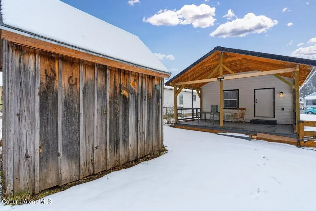 713 Earle Street Mullan ID 83846