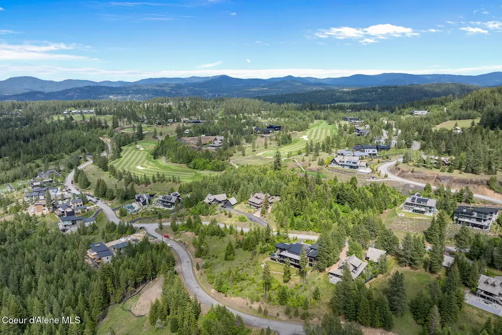 7783 S Buckrail Road Harrison ID 83833
