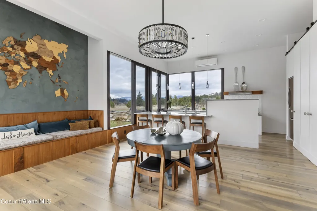 432 Stagecoach Drive Sagle ID 83860