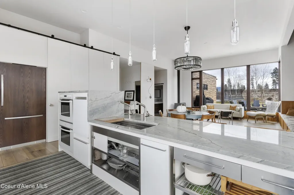 432 Stagecoach Drive Sagle ID 83860