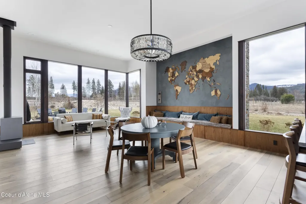 432 Stagecoach Drive Sagle ID 83860