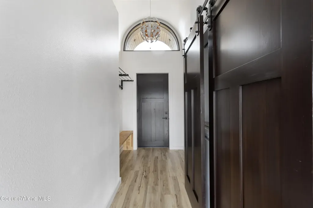 432 Stagecoach Drive Sagle ID 83860