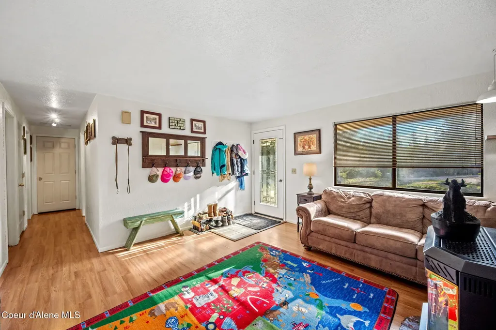 1684 Bayview Road Athol ID 83801