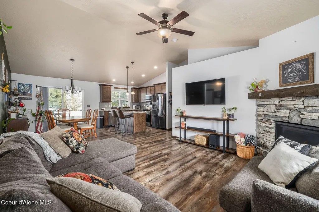 368 W Tennessee Avenue Post Falls ID 83854