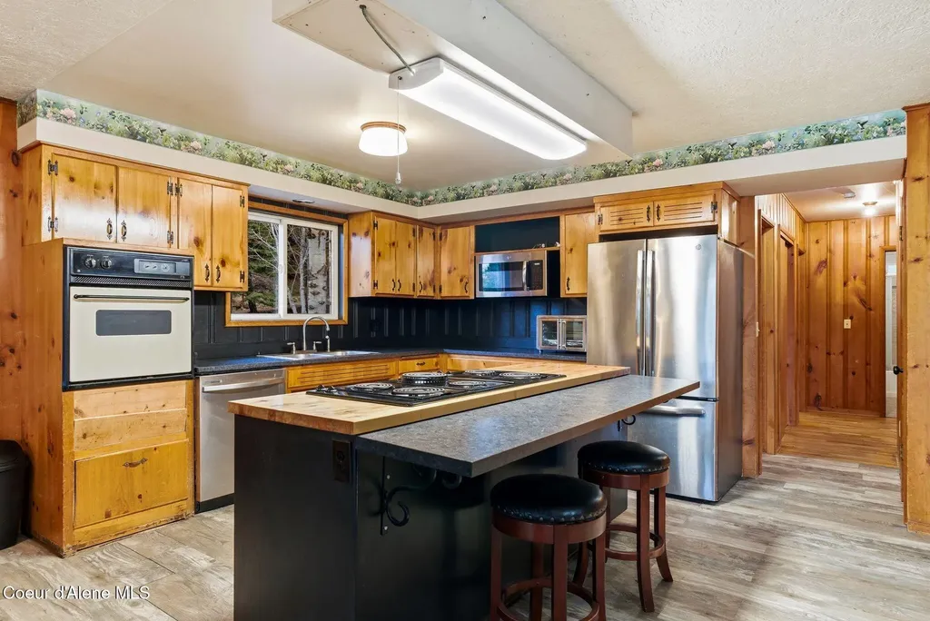 39 Pearl Creek Road Sagle ID 83860