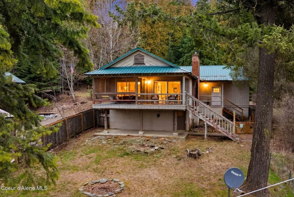 39 Pearl Creek Road Sagle ID 83860
