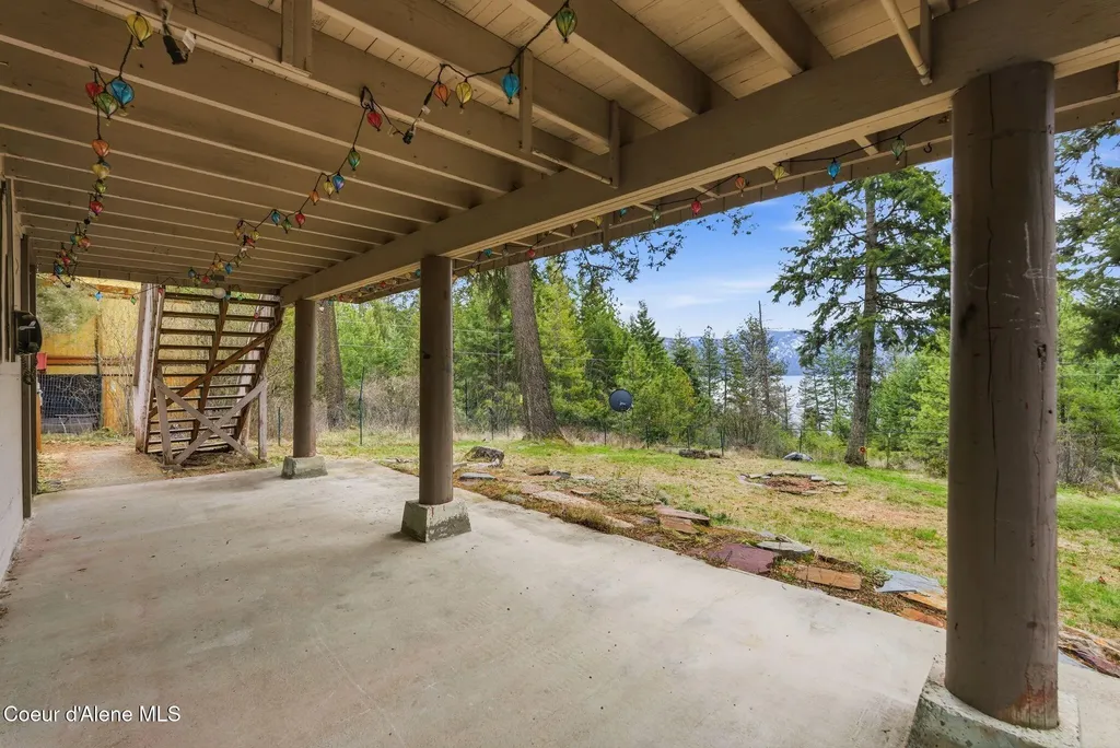39 Pearl Creek Road Sagle ID 83860