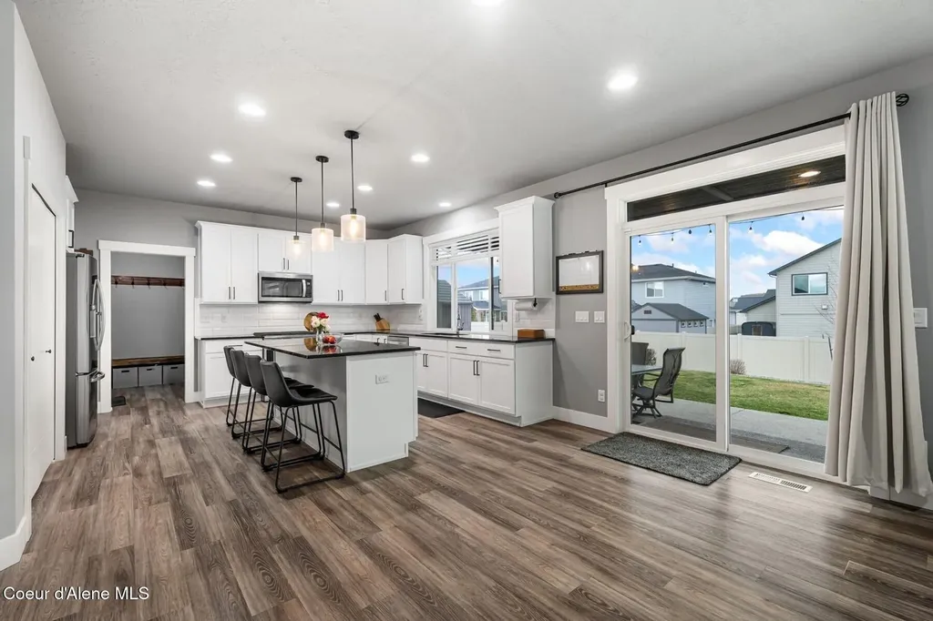 3752 N Shelburne Lp Post Falls ID 83854